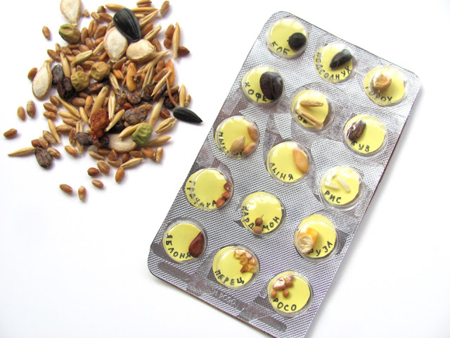 Мини-коллекция семян или как использовать упаковку от таблеток